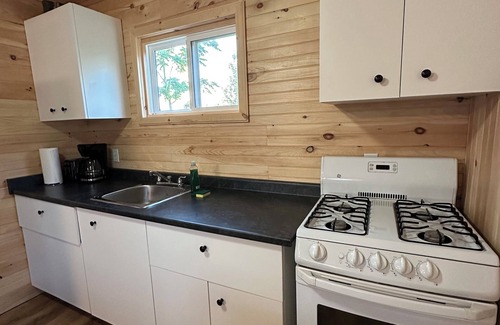 Stanhope Cottage | Family Vacation Home close to the sand beach