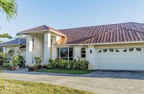 Biggar House | Family Vacation Home in Fort Myers