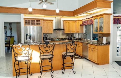 Biggar House | Family Vacation Home in Fort Myers