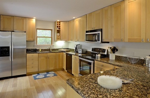 West Tisbury House | FAMILY VACATION- JULY14-21-SLEEP 10, PVT, LONG POINT BEACH