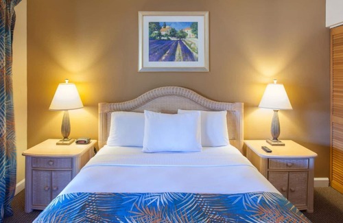 Palm Coast Hotel | Family Vacation! Modish Unit, Near Painters Hill Beach, Pool!