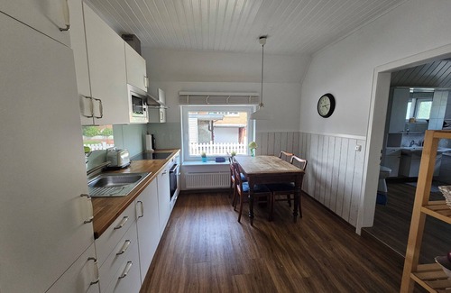 Stade House | Family vacation on 170m², near the beach, restored farm cottage. WLAN