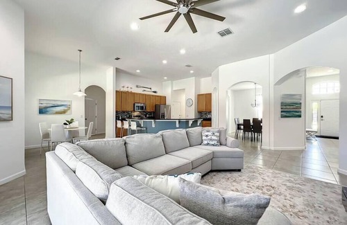 Sunridge Woods Villa | Family Vacation @ Resort with Private Pool, 6Bdrm