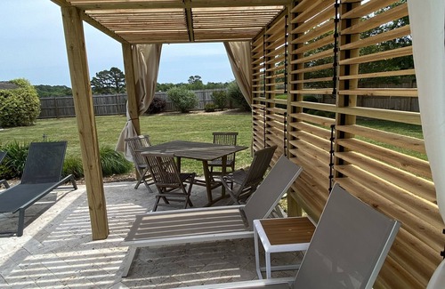 Cape Charles House | Family vacation retreat w/In-ground Pool with private Chesapeake Bay access!