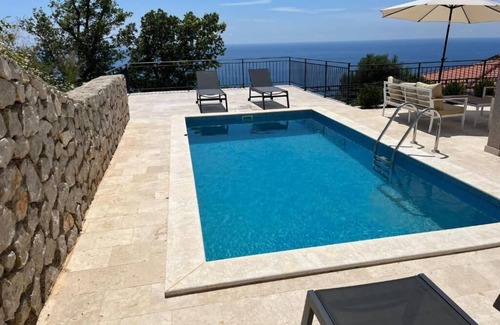 Krstac Apartment | Family Vacation Villa Rezevici