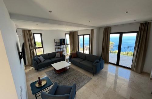Krstac Villa | Family Vacation Villa Rezevici