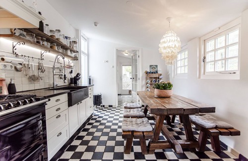 Municipality of Zandvoort Villa | Family villa behind the Beach. For 3 couples over 30 years old.