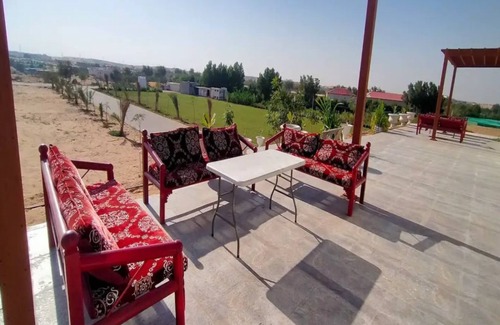 Umm al-Quwain House | family villa farms