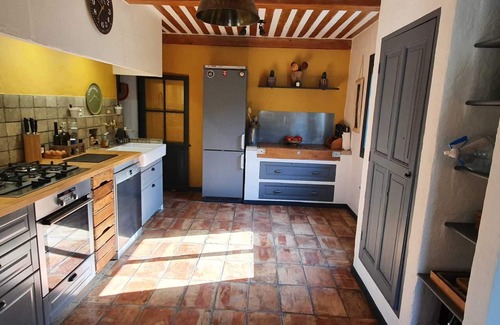 Puget Villa | Family villa in the luberon regional park with 10x5 pool