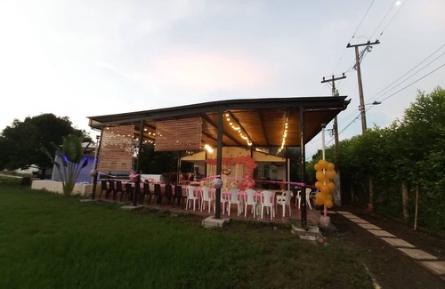 San Sebastian de Mariquita Villa | FAMILY VILLA-WITH JACUZZI - HYDROMASSAGE