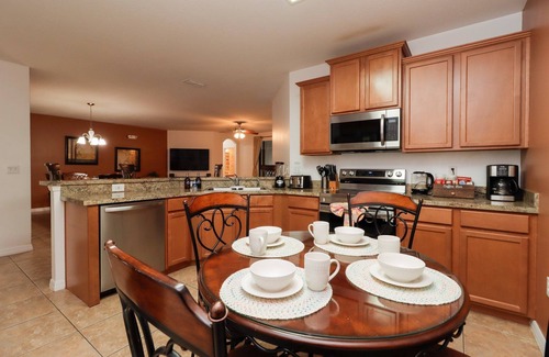 Cypress Pointe House | Family Villa with Pool, Spa & Entertainment Game Room