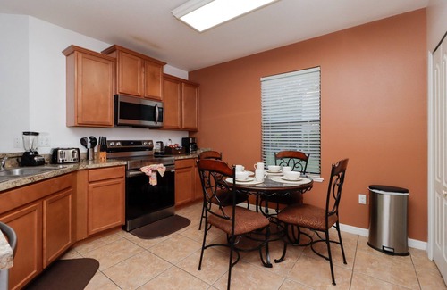 Cypress Pointe House | Family Villa with Pool, Spa & Entertainment Game Room