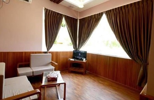 Bago Hotel | Famous Hotel Bago