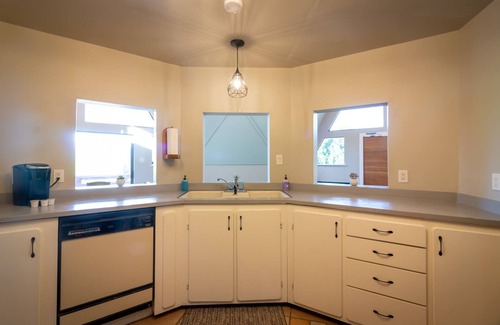 Mesilla Park House | Famous Trainhouse Dome not far from White Sands NP