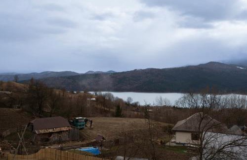 Hangu Ski Chalet | Fanarele din Hangu