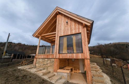 Hangu Ski Chalet | Fanarele din Hangu