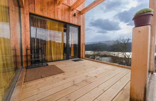 Hangu Ski Chalet | Fanarele din Hangu