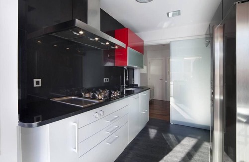 Les Corts Apartment | Fancy and Sunny central apartment