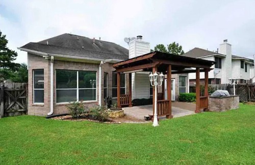 Barker House | ♕Fancy Home near Cypress♕