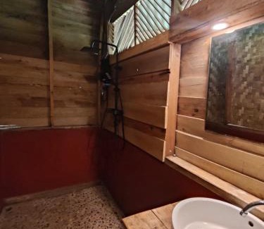 Ban Laongam Cabin | FANDEE ISLAND Treehouses & Ziplines - Tad Lo, Bolaven Loop Pakse