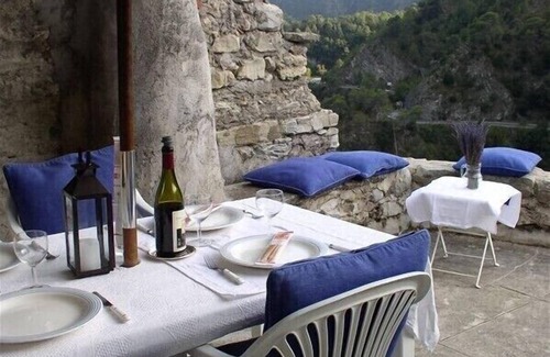 Fanghetto Villa | Fanghetto - Romantic Hideaway in 13th C. Roia Valley Hilltown Near Riviera