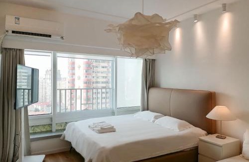 Jing'an Apartment | Fanhua Life IN Nanjing West Road Store 1