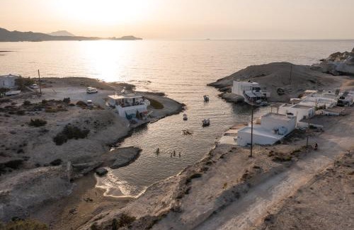 Milos House | FANI DREAM SUITE 2 & 3 (by Vilos Suites)