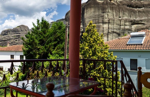 Kastraki Villa | Fani's House Under Meteora