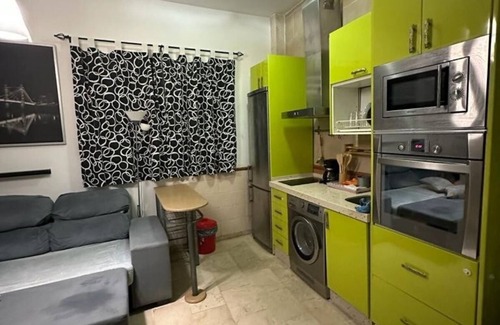 Bailen-Miraflores Apartment | Fantástic Apartment the Center