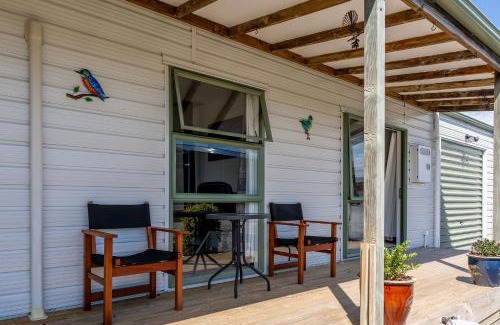 Whatawhata House | Fantail Cottage