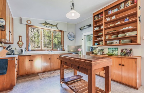 Saint Omer House | Fantail House Kaiuma Bay - Havelock Holiday Home