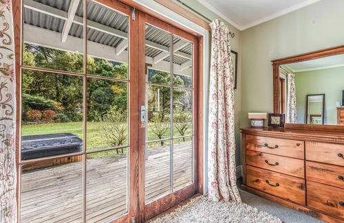 Saint Omer House | Fantail House Kaiuma Bay - Havelock Holiday Home