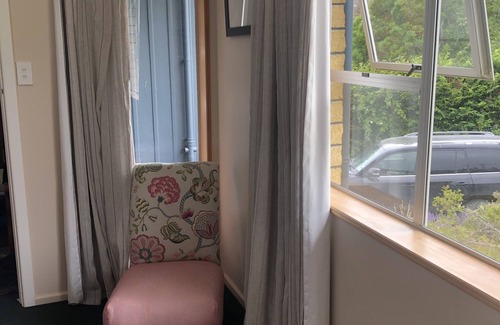 Gladstone House | Fantail Inn Johns Creek Lake Hawea