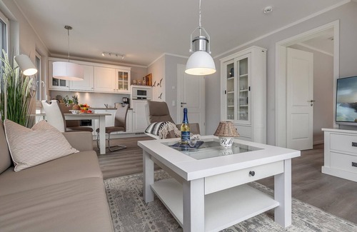 Zingst Apartment | Fantastic, exclusive, newly built vacation apartment only 250m from the white sandy beach e