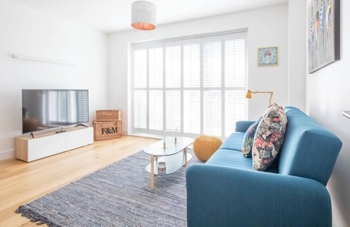 Trumpington Apartment | Fantastic 1 bed flat with Parking