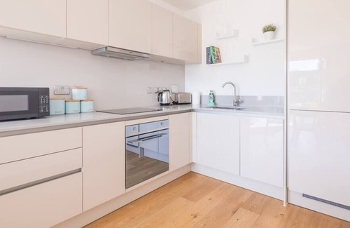 Trumpington Apartment | Fantastic 1 bed flat with Parking