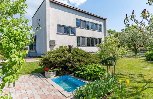 Parnu House | Fantastic 170m2 Villa with a big garden in a quiet neighborhood