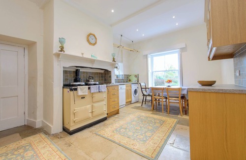 Milborne Saint Andrew House | Fantastic 17th century farmhouse in stunning Dorset
