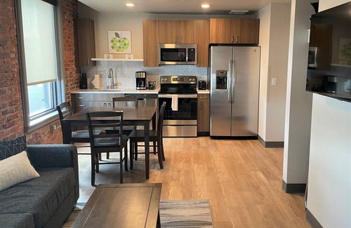 Riverside Apartment | Fantastic 2 Bed Travel Apartment Less than 1 Mile From Gonzaga University
