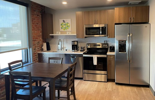 Riverside Apartment | Fantastic 2 Bed Travel Apartment Less than 1 Mile From Gonzaga University