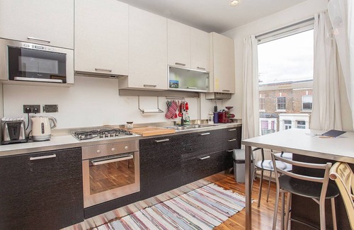 Queen's Park Apartment | Fantastic 2-bedroom Flat near Notting Hill and Queen's Park