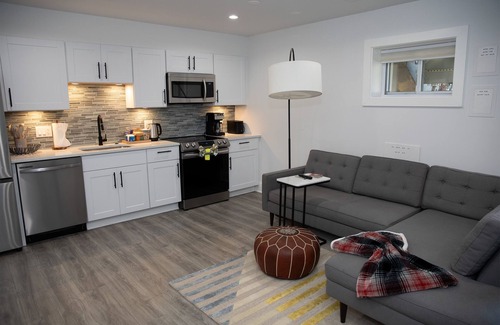 Eckington Apartment | Fantastic 2-bedroom Apartment in DC's "Quiet Little Secret"
