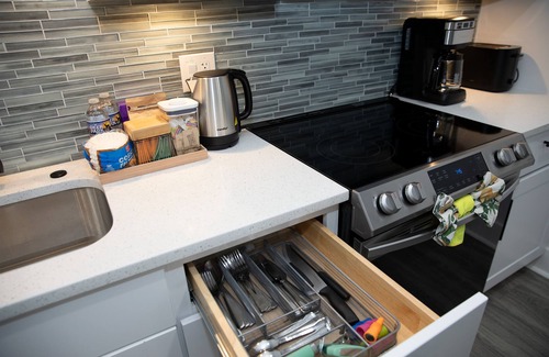 Eckington Apartment | Fantastic 2-bedroom Apartment in DC's "Quiet Little Secret"