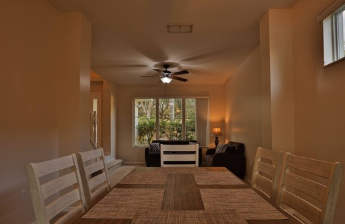 Sunset Lakes House | Fantastic 2-level home w/pond views, WiFi, AC, private pool - near theme parks