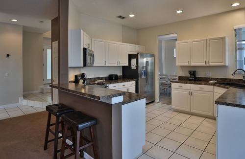 Sunset Lakes House | Fantastic 2-level home w/pond views, WiFi, AC, private pool - near theme parks