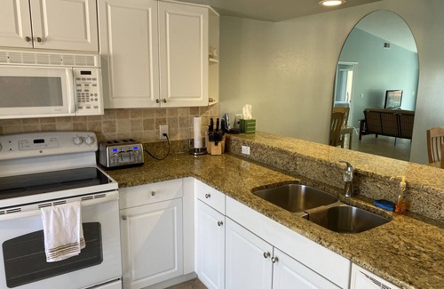 Naples Condo | Fantastic 2BR & 2BA, Steps away from pool and beautiful pond view!