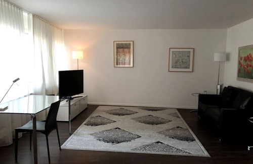 Muhlebach Apartment | Fantastic 2BR executive flat 100sqm (Mainau 6)