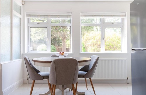 Crouch End Apartment | Fantastic 2BR flat wpriv Gdn, Crouch End