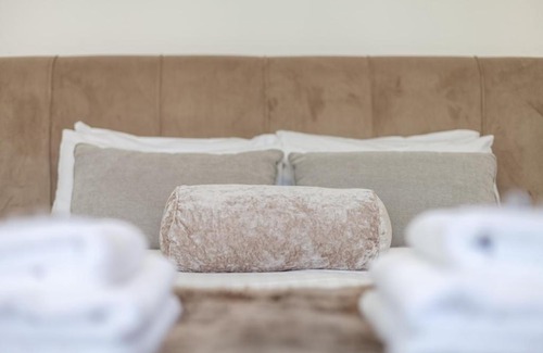 Crouch End Apartment | Fantastic 2BR flat wpriv Gdn, Crouch End