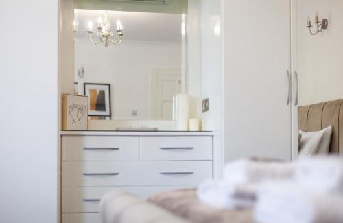 Crouch End Apartment | Fantastic 2BR flat wpriv Gdn, Crouch End